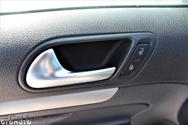 VOLKSWAGEN Golf Variant 1.9 TDI DPF Trendline BlueMotion