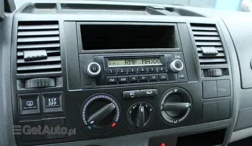 VOLKSWAGEN TRANSPORTER 