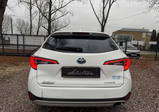 TOYOTA Corolla 2.0 Hybrid Trek