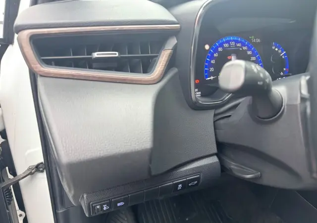 TOYOTA Corolla 2.0 Hybrid Trek