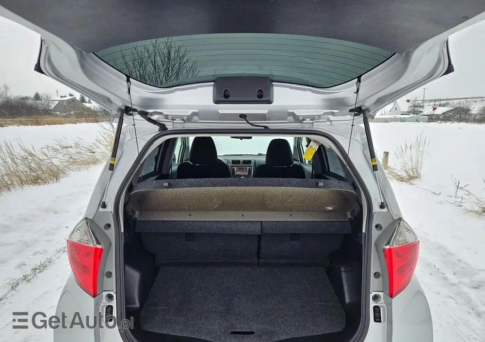 TOYOTA Verso S 1.33 VVT-i Multidrive Club