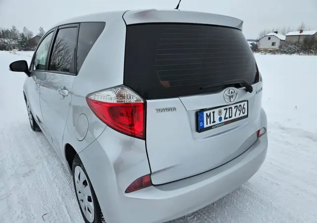 TOYOTA Verso S 1.33 VVT-i Multidrive Club