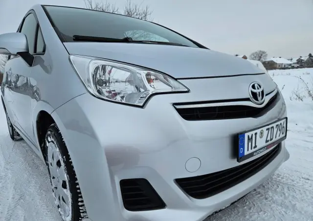 TOYOTA Verso S 1.33 VVT-i Multidrive Club