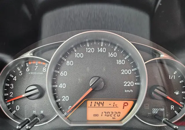 TOYOTA Verso S 1.33 VVT-i Multidrive Club