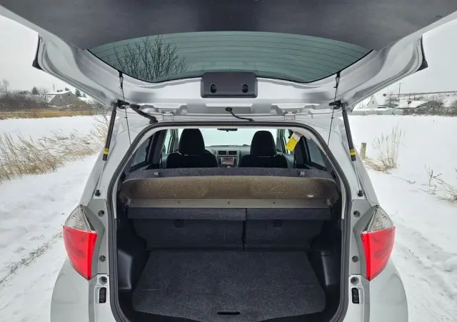 TOYOTA Verso S 1.33 VVT-i Multidrive Club