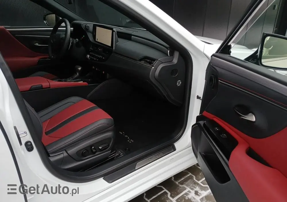 LEXUS ES 300h F Sport Edition