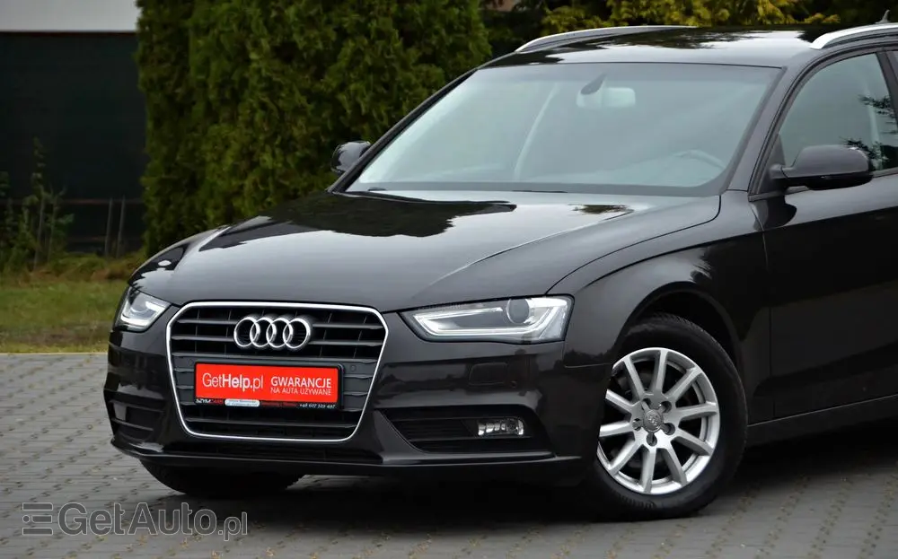 AUDI A4 