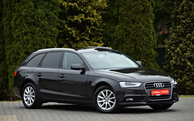AUDI A4 