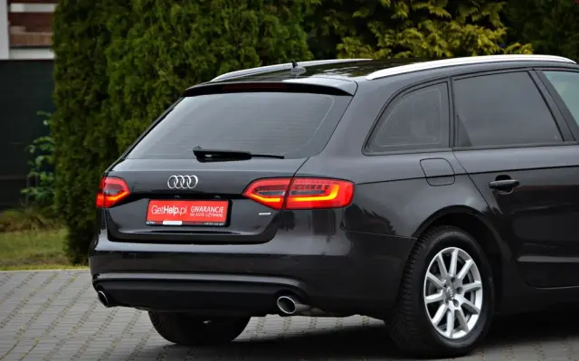 AUDI A4 