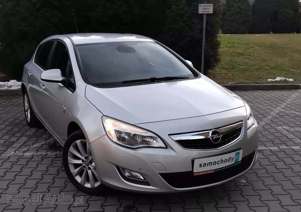 OPEL Astra 1.4 Turbo 150 Jahre