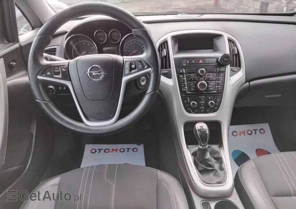 OPEL Astra 1.4 Turbo 150 Jahre