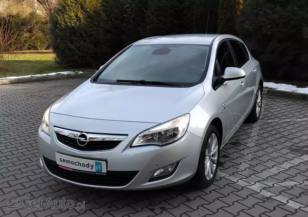 OPEL Astra 1.4 Turbo 150 Jahre