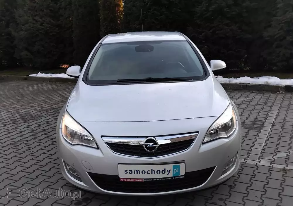 OPEL Astra 1.4 Turbo 150 Jahre