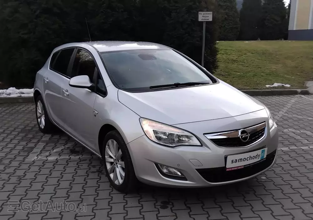 OPEL Astra 1.4 Turbo 150 Jahre