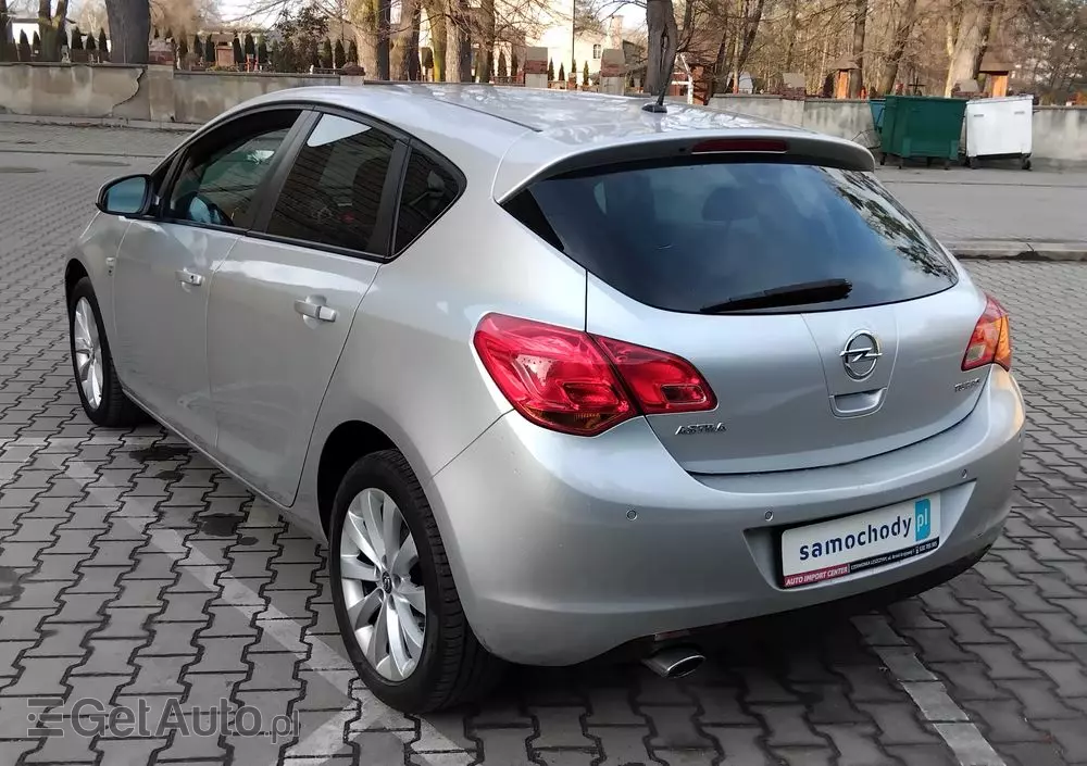 OPEL Astra 1.4 Turbo 150 Jahre