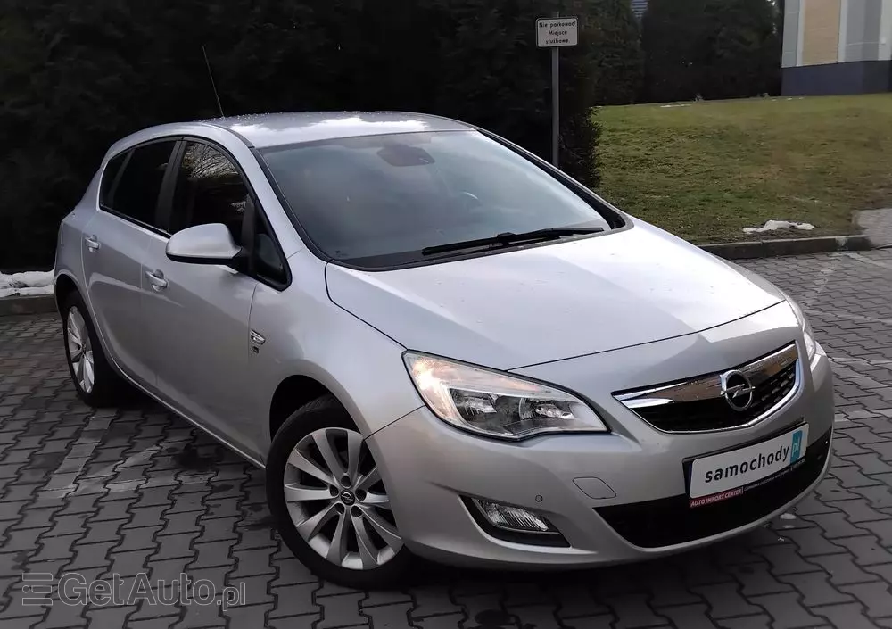 OPEL Astra 1.4 Turbo 150 Jahre