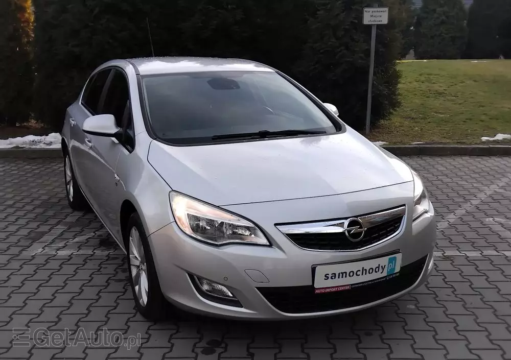 OPEL Astra 1.4 Turbo 150 Jahre
