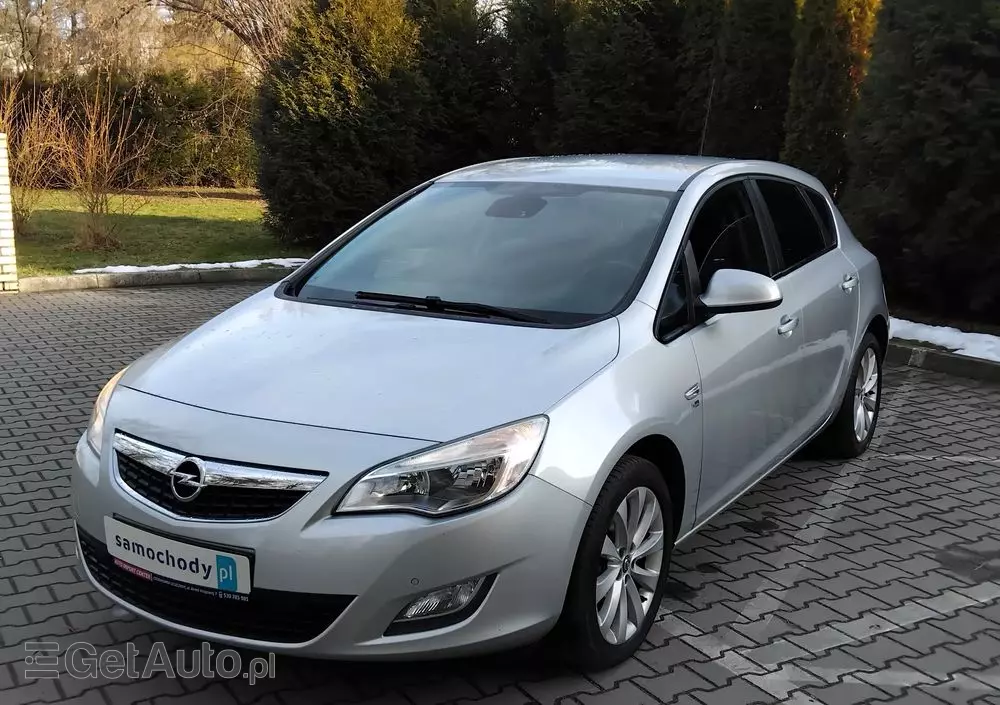 OPEL Astra 1.4 Turbo 150 Jahre