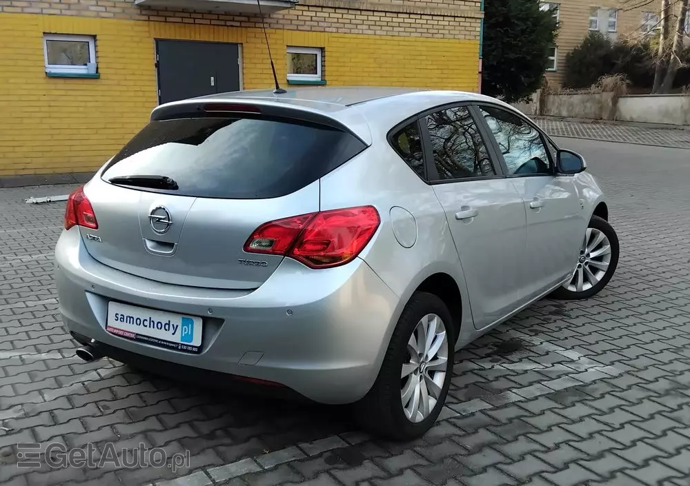 OPEL Astra 1.4 Turbo 150 Jahre