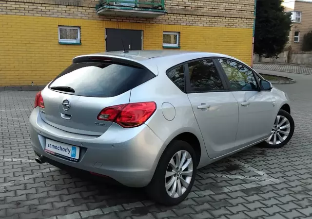 OPEL Astra 1.4 Turbo 150 Jahre