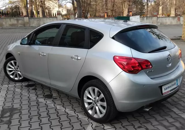 OPEL Astra 1.4 Turbo 150 Jahre