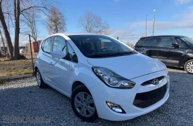 HYUNDAI Ix20 1.4i (90 KM)