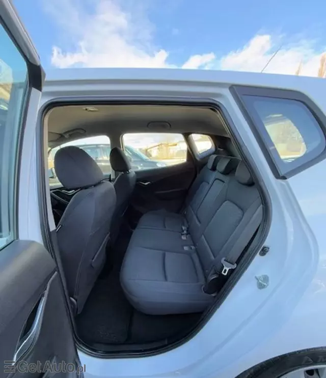 HYUNDAI Ix20 1.4i (90 KM)