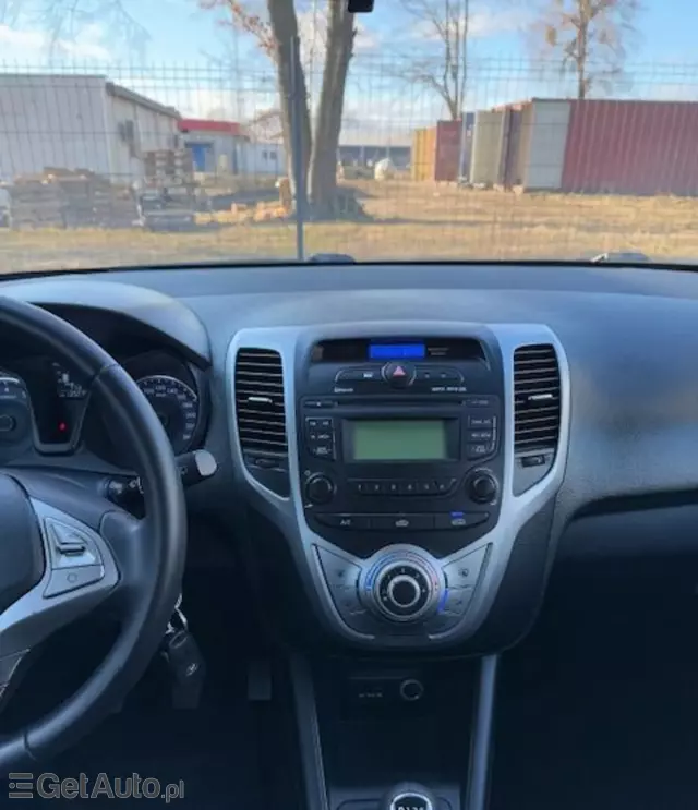HYUNDAI Ix20 1.4i (90 KM)