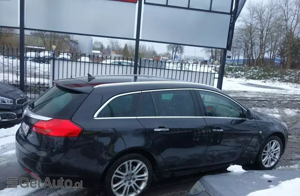 OPEL Insignia 