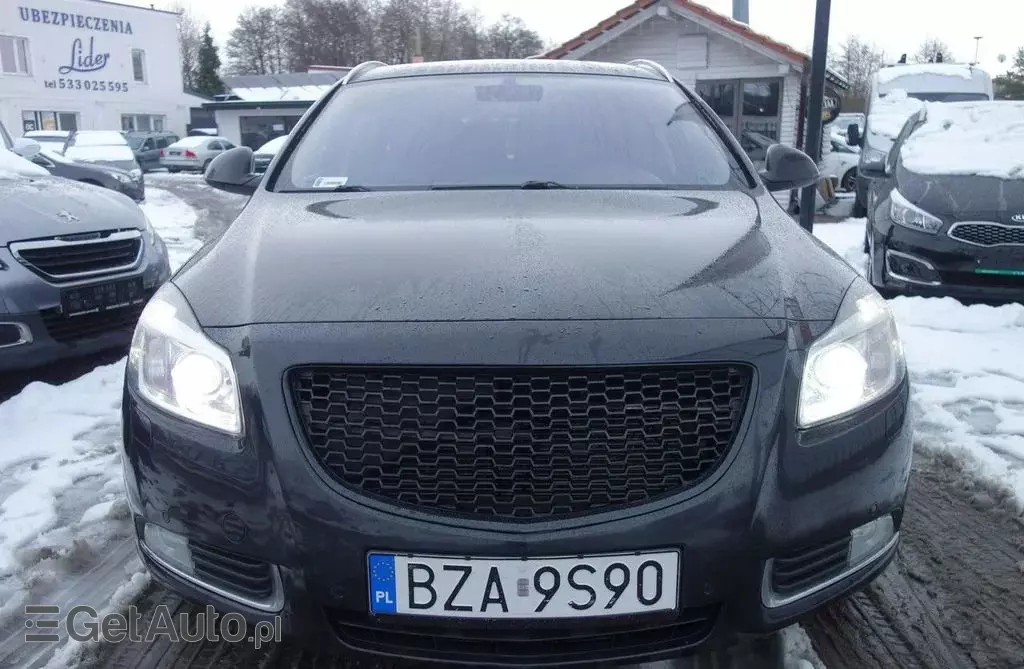 OPEL Insignia 