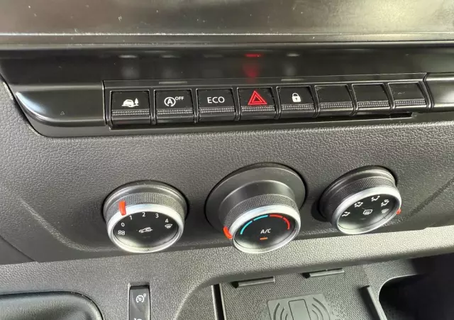 RENAULT MASTER/165KM/Doka 7 osób/Skrzynia/Klima/Navi/|Tempomat 