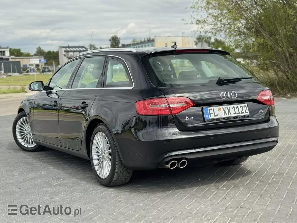 AUDI A4 