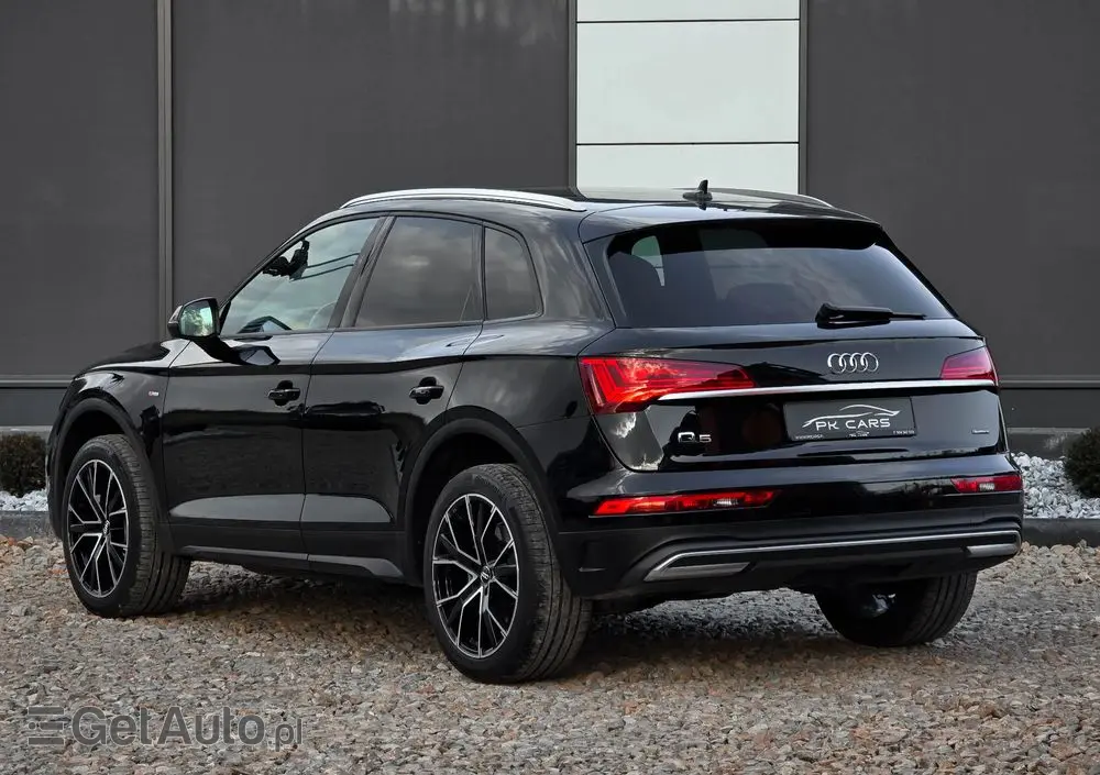 AUDI Q5 40 TDI Quattro S tronic sport