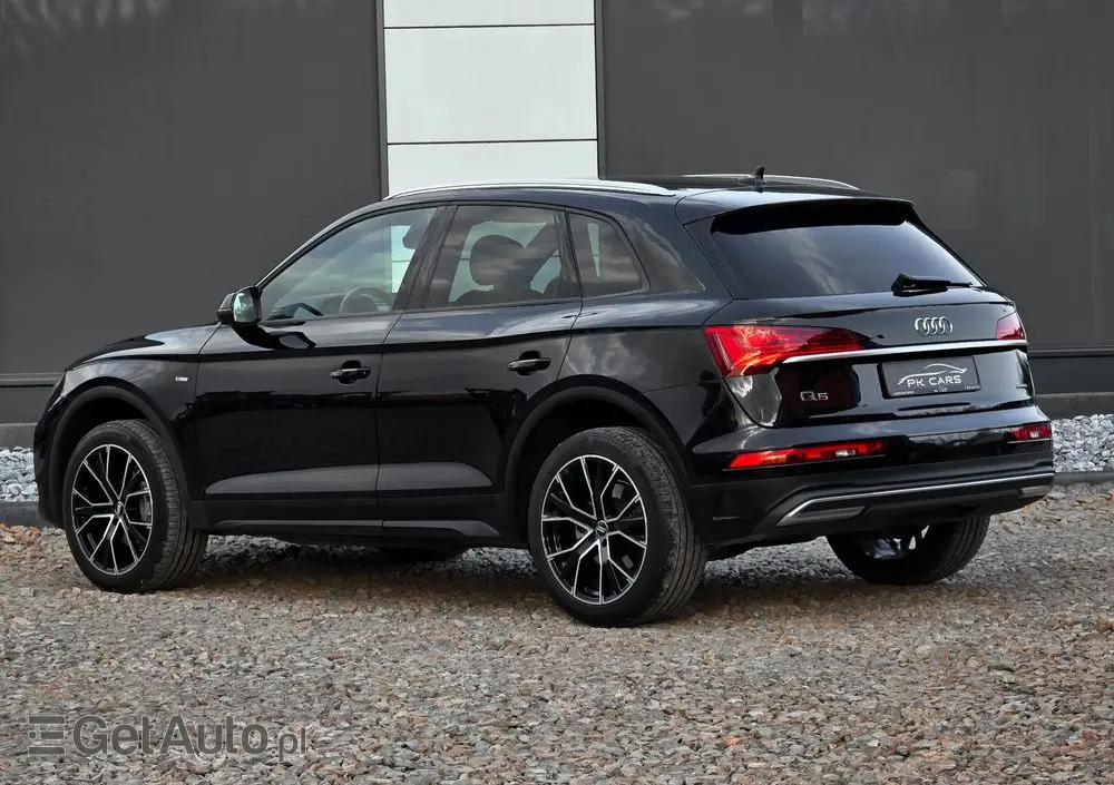 AUDI Q5 40 TDI Quattro S tronic sport