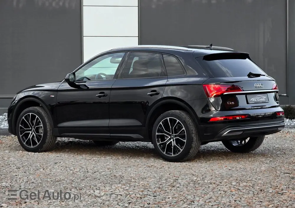 AUDI Q5 40 TDI Quattro S tronic sport