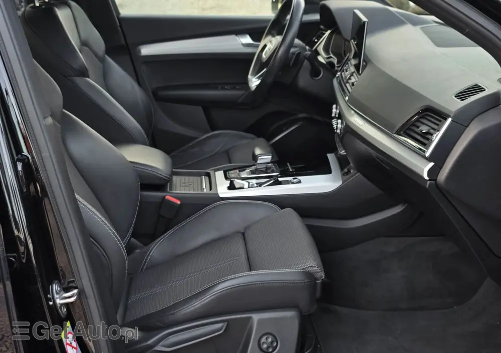 AUDI Q5 40 TDI Quattro S tronic sport