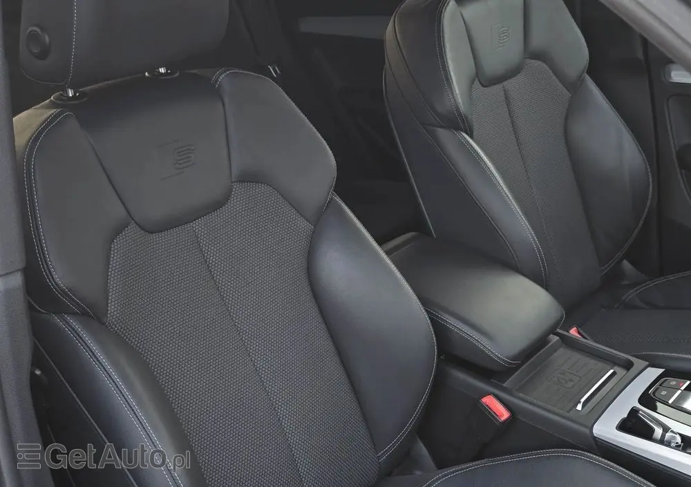 AUDI Q5 40 TDI Quattro S tronic sport