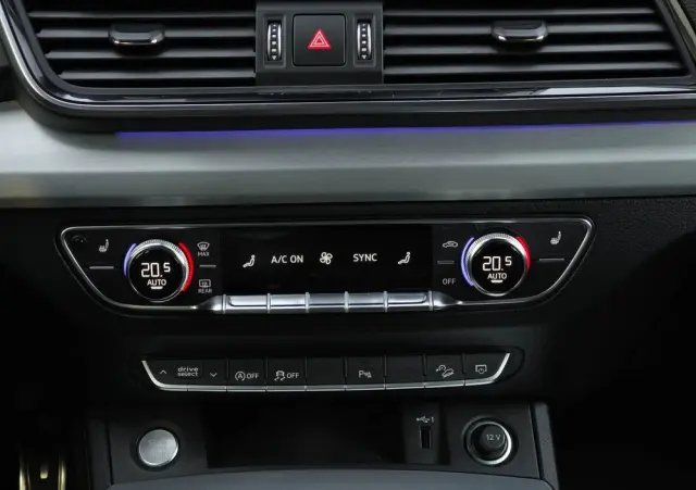 AUDI Q5 40 TDI Quattro S tronic sport