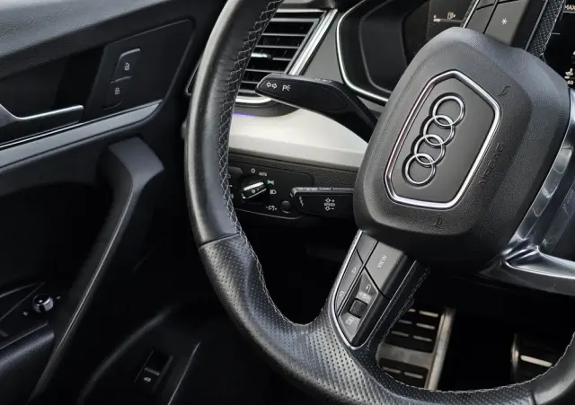 AUDI Q5 40 TDI Quattro S tronic sport