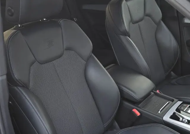 AUDI Q5 40 TDI Quattro S tronic sport