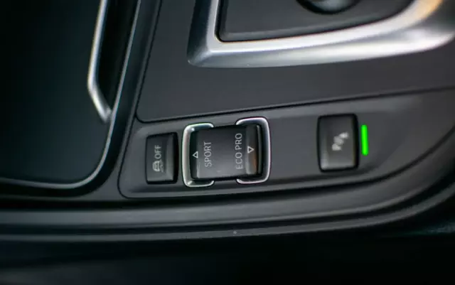 BMW Seria 3 320d xDrive