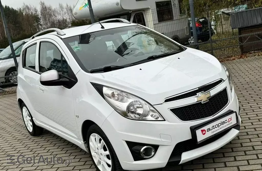 CHEVROLET Spark 