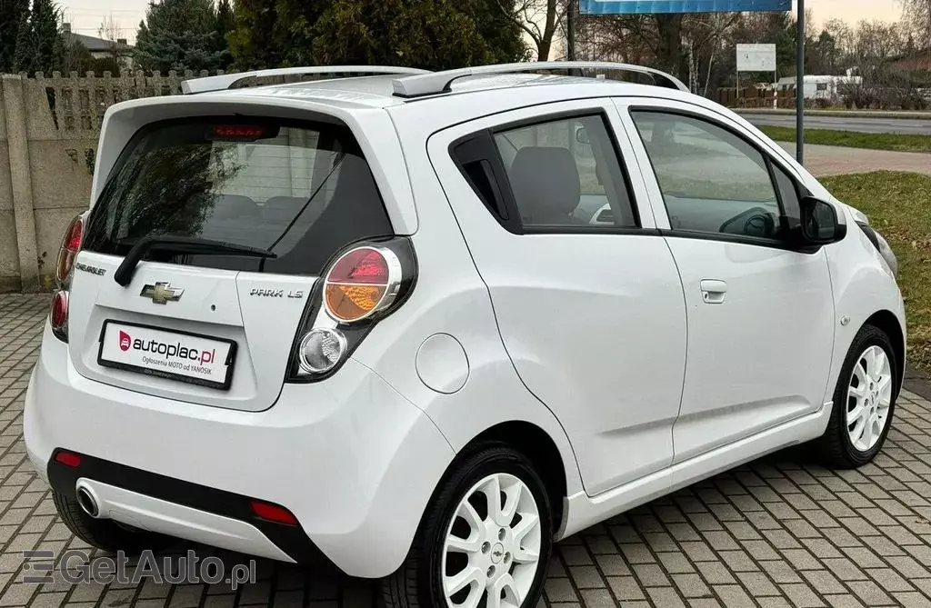 CHEVROLET Spark 