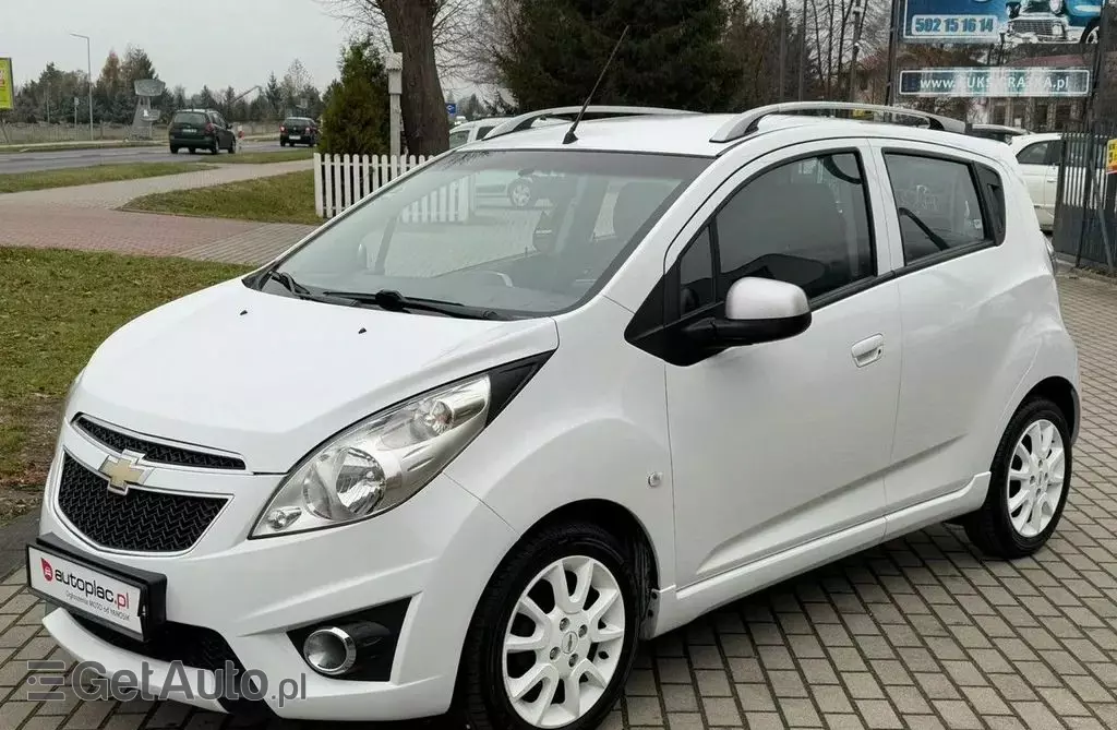 CHEVROLET Spark 