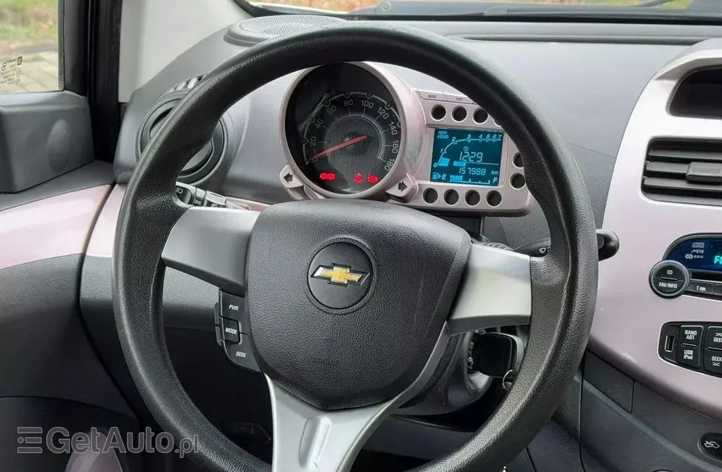 CHEVROLET Spark 