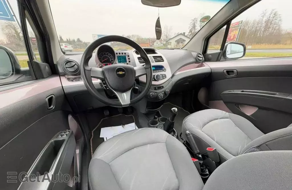 CHEVROLET Spark 