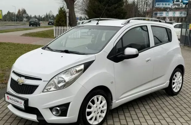 CHEVROLET Spark 