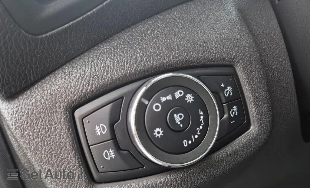 FORD Tourneo Connect 