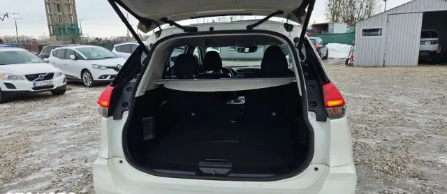 NISSAN X-Trail 1.7 dCi Xtronic Acenta