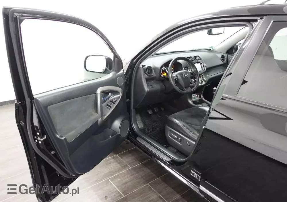 TOYOTA RAV4 2.2 D-4D 4x4 Life